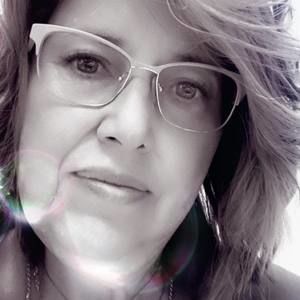 Meet your Posher, Catherine